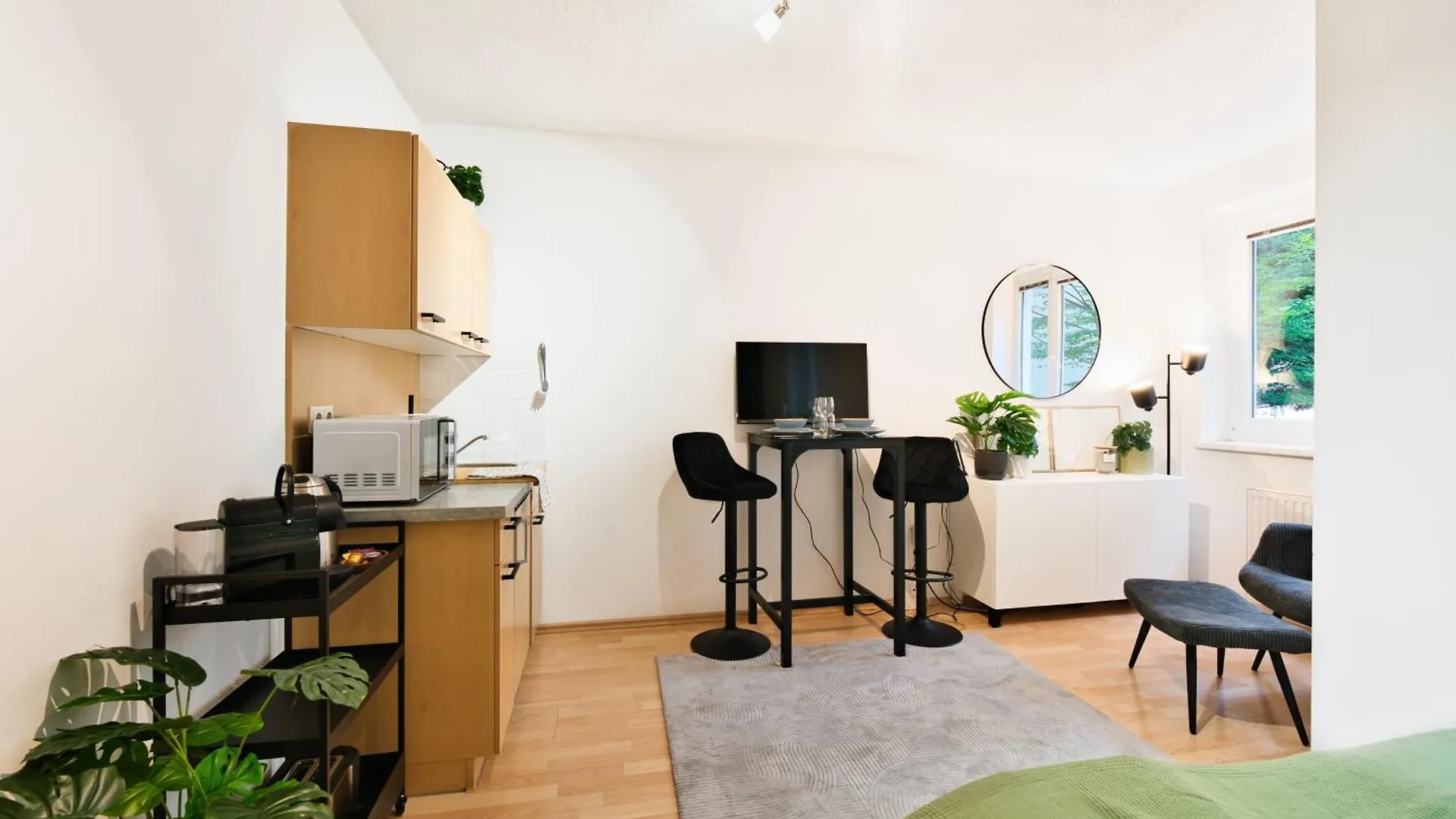 Bright City Apartment Free Parking & 2 Min To Subway Wien Østrig